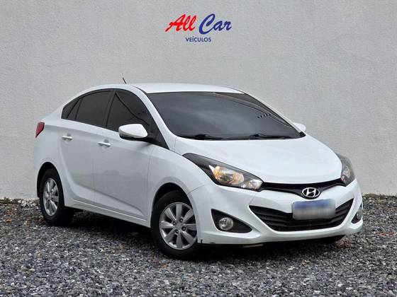 HYUNDAI HB20S 1.6 COMFORT PLUS 16V FLEX 4P AUTOMÁTICO